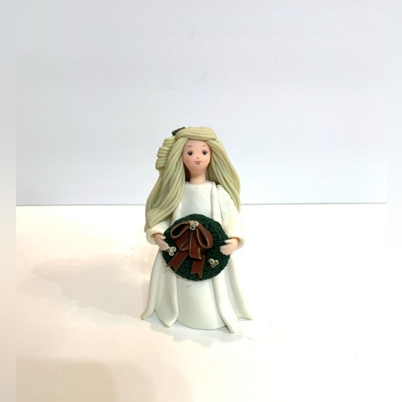 The Kneeded Angels Holiday Spirit 6202 By Carol Graziano Vintage 2001 - Picture 2 of 6